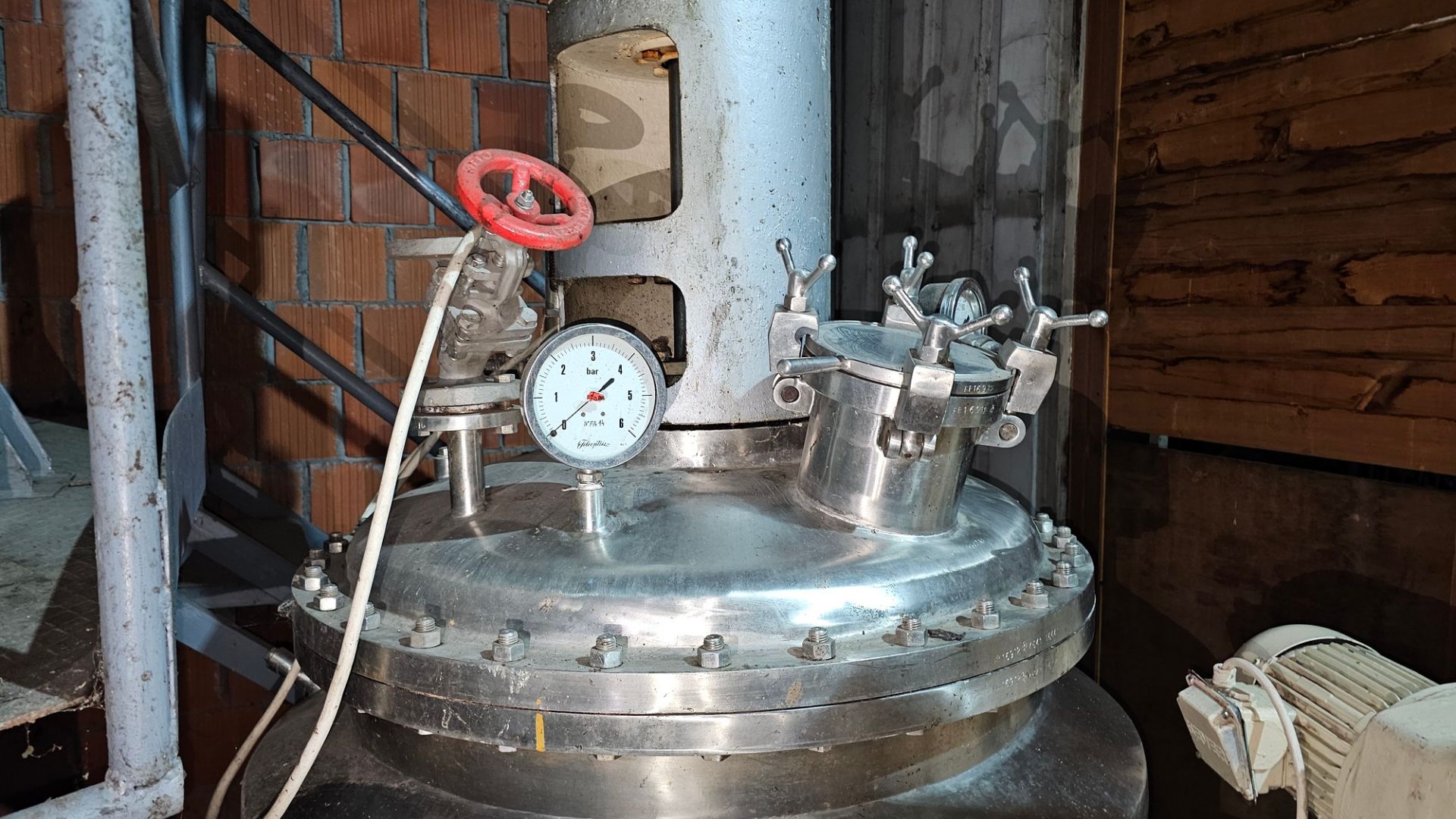 Vacuum Duplikator with Agitator